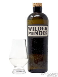 Wilder Mind Dry Gin Glas und Flasche