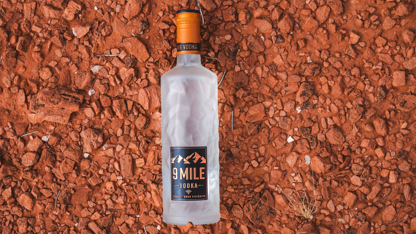 News: MBG präsentiert 9 Mile Vodka mit Granite Rock Filtration