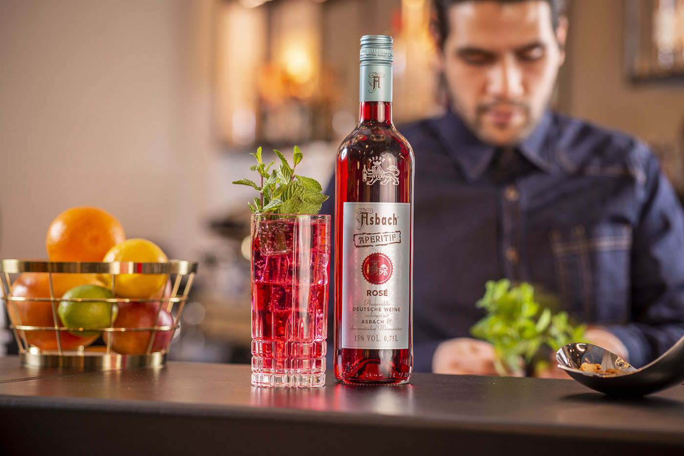mit Asbach Cocktails: Drinks Rosé Fünf Aperitif –