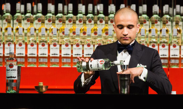 Frank Dedieu gewinnt Bacardi Legacy Global Cocktail Competition 2015