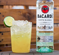 Kampagnendrink: Bacardí und Camila Cabello stoßen mit „I Luv It“ an