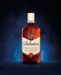 Ballantine's Finest erhält neues Flaschendesign