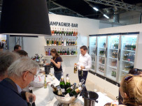 Champagner-Bar auf der Barzone 2013