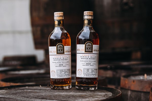 Berry Bros. & Rudd Glenlossie 2009/2022 und Berry Bros. & Rudd Blair Athol 2010/2023