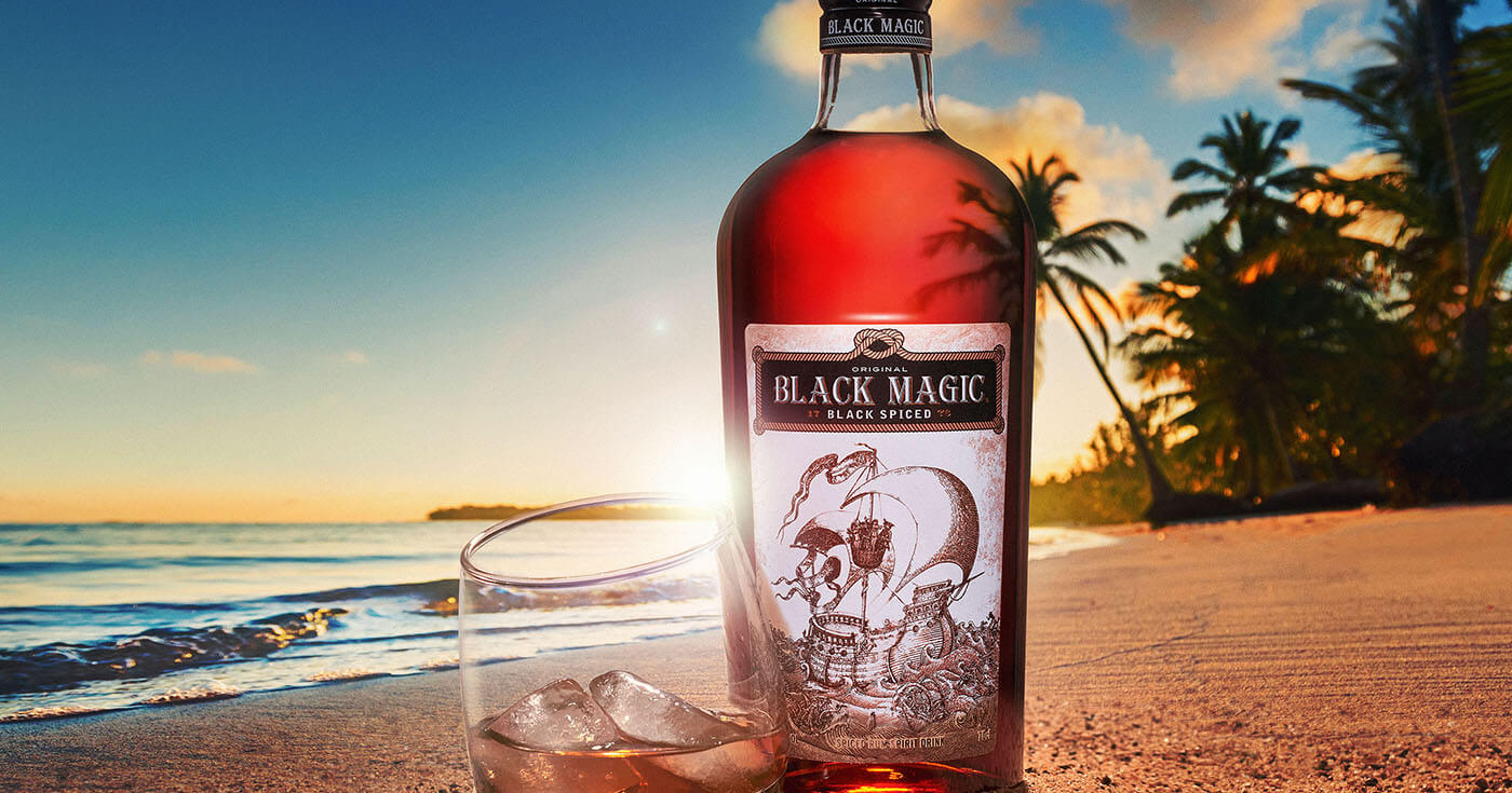 Mythen und Magie: Diversa startet Distribution von Black Magic Black Spiced