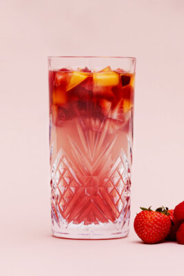 Fruity Rosé Lemonade