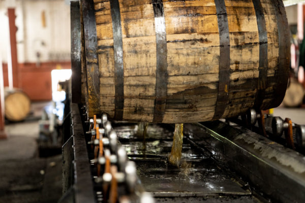 Buffalo Trace Distillery spendet sechsmillionstes Fass
