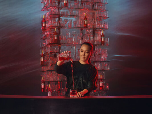 Monica Berg für 'Red Passion' by Campari