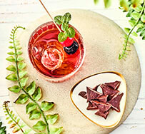 Mediterrane Noten: Zwei neue „Negroni“-Twists mit Carpano Botanic Bitter