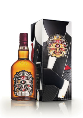 Chivas Regal 12 Jahre in neuer Geschenkverpackung von Patrick Grant