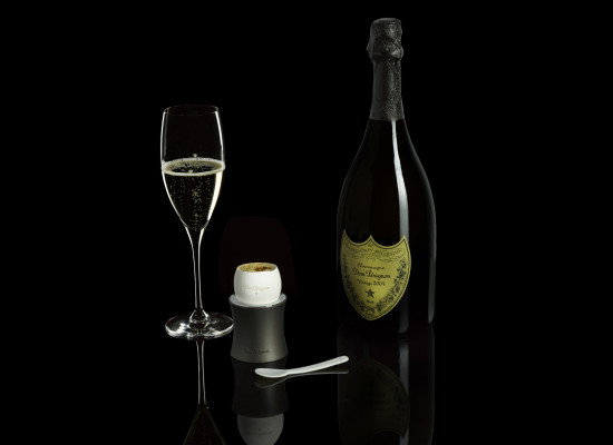 Dom Perignon Vintage 2004 mit vier gratis Eiern in Bentobox zu Ostern