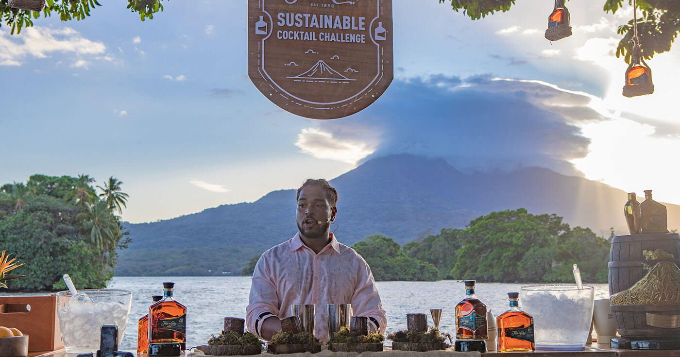 Carlos Ferron: Sieger der Flor de Caña Sustainable Cocktail Challenge ermittelt