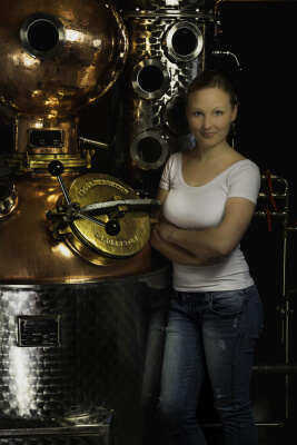 'Franziska, die Brennerin' vor Eröffnung der Destillathek