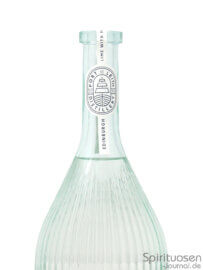 der Hals einer Flasche Lind & Lime Gin