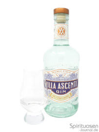 Villa Ascenti Gin Glas und Flasche