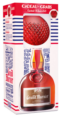 Grand Marnier Cordon Rouge mit rotem Cocktail-Glas als On-Pack