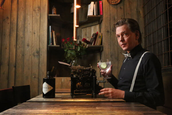 Hendrick's Gin ruft Markenfans zu 'Tiny Tales'-Kampagne auf