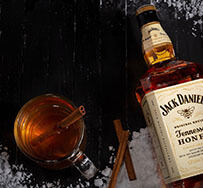 „Jack Honey & Ginger“: Neuer Hot Cocktail mit Jack Daniel’s Tennessee Honey