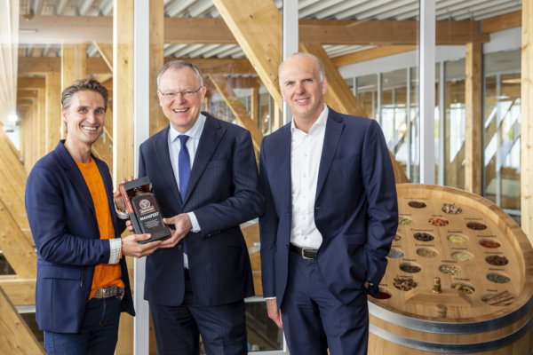 Jägermeister weiht neues Werk in Wolfenbüttel-Linden ein