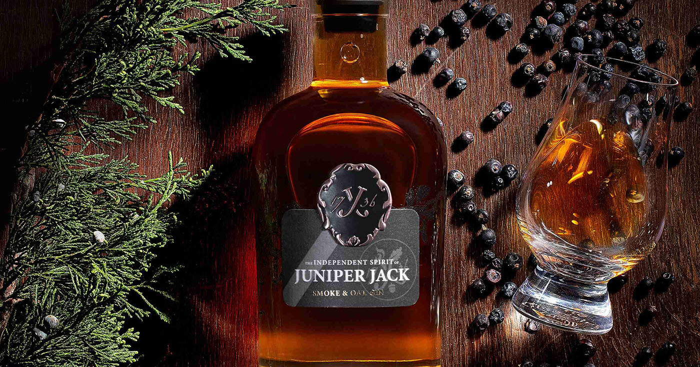 Sortimentserweiterung: Juniper Jack präsentiert Smoke & Oak Gin