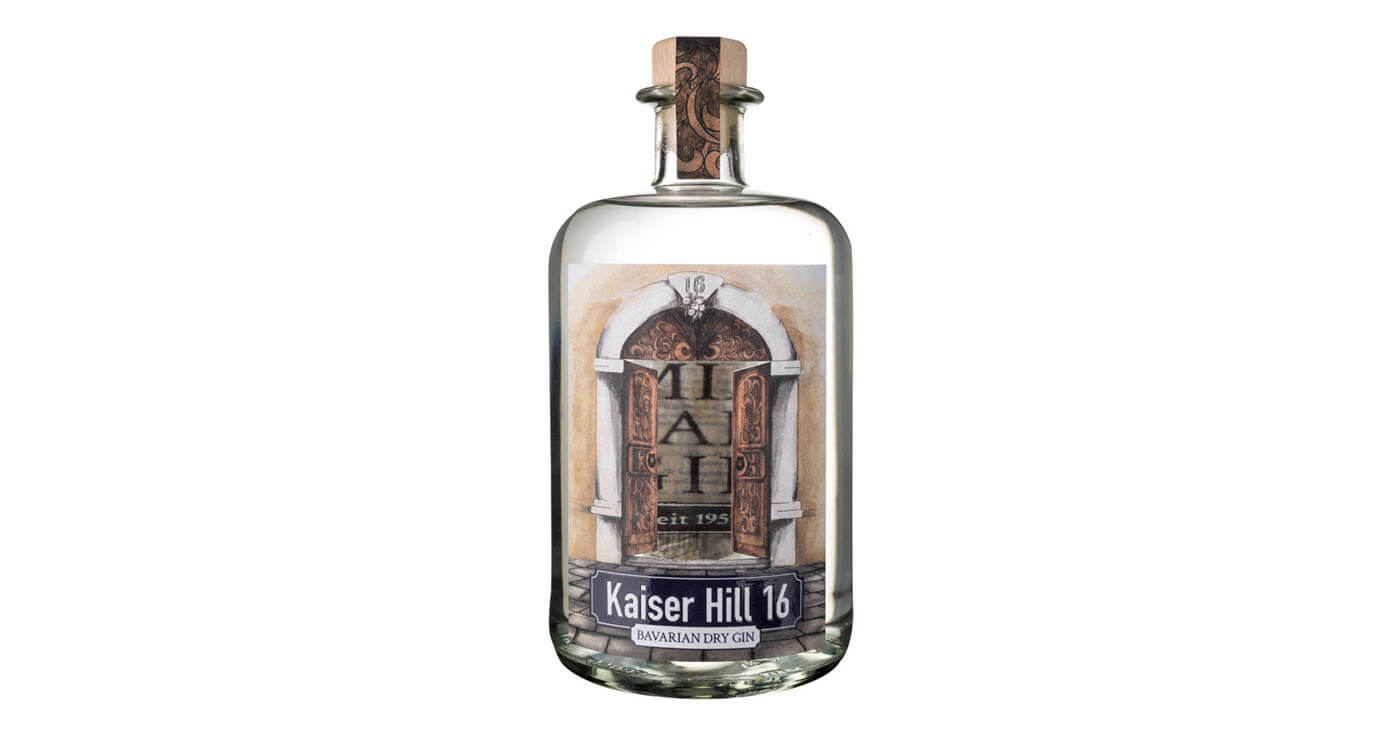 Brennerei Schraml: Kaiser Hill 16 Bavarian Dry Gin mit neuem Flaschendesign