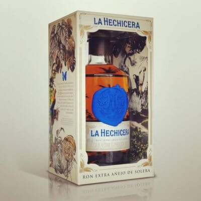 La Hechicera Rum in Geschenkverpackung zu Weihnachten La Hechicera Rum in Geschenkverpackung zu Weihnachten