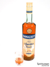 Ramazzotti Aperitivo Rosato Glas und Flasche