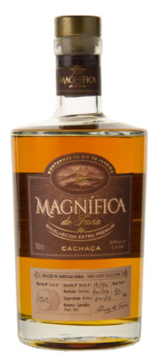 Magnífica Cachaca mit Envelhecida Extra Premium Single Cask 12 Jahre