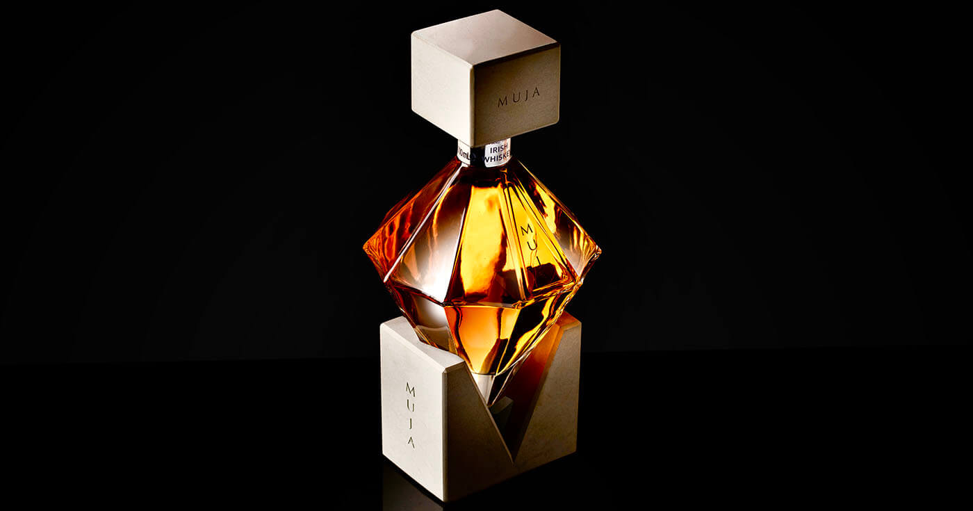 Diamantflasche: Muja Irish Whiskey neu in Deutschland erhältlich