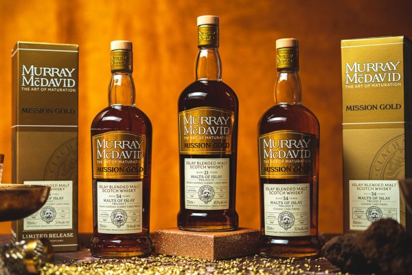 Murray McDavid Mission Gold Malts of Islay Trilogy