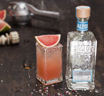 Cocktails: „Altos Crafted Paloma“ mit Olmeca Altos Plata