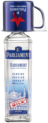 On-Pack mit Parliament Vodka und Moscow Mule Becher ab September
