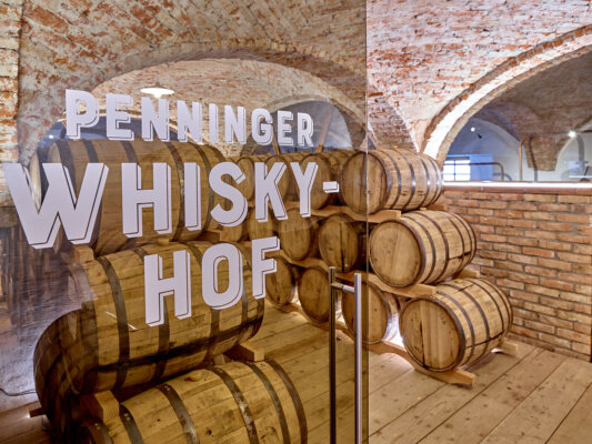 Penninger Whisky-Hof Kirchham