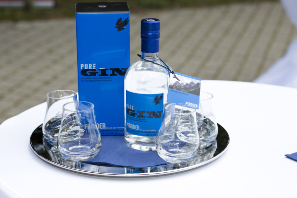 Privatdestillerie Pfanner stellt neuen Pure Gin vor