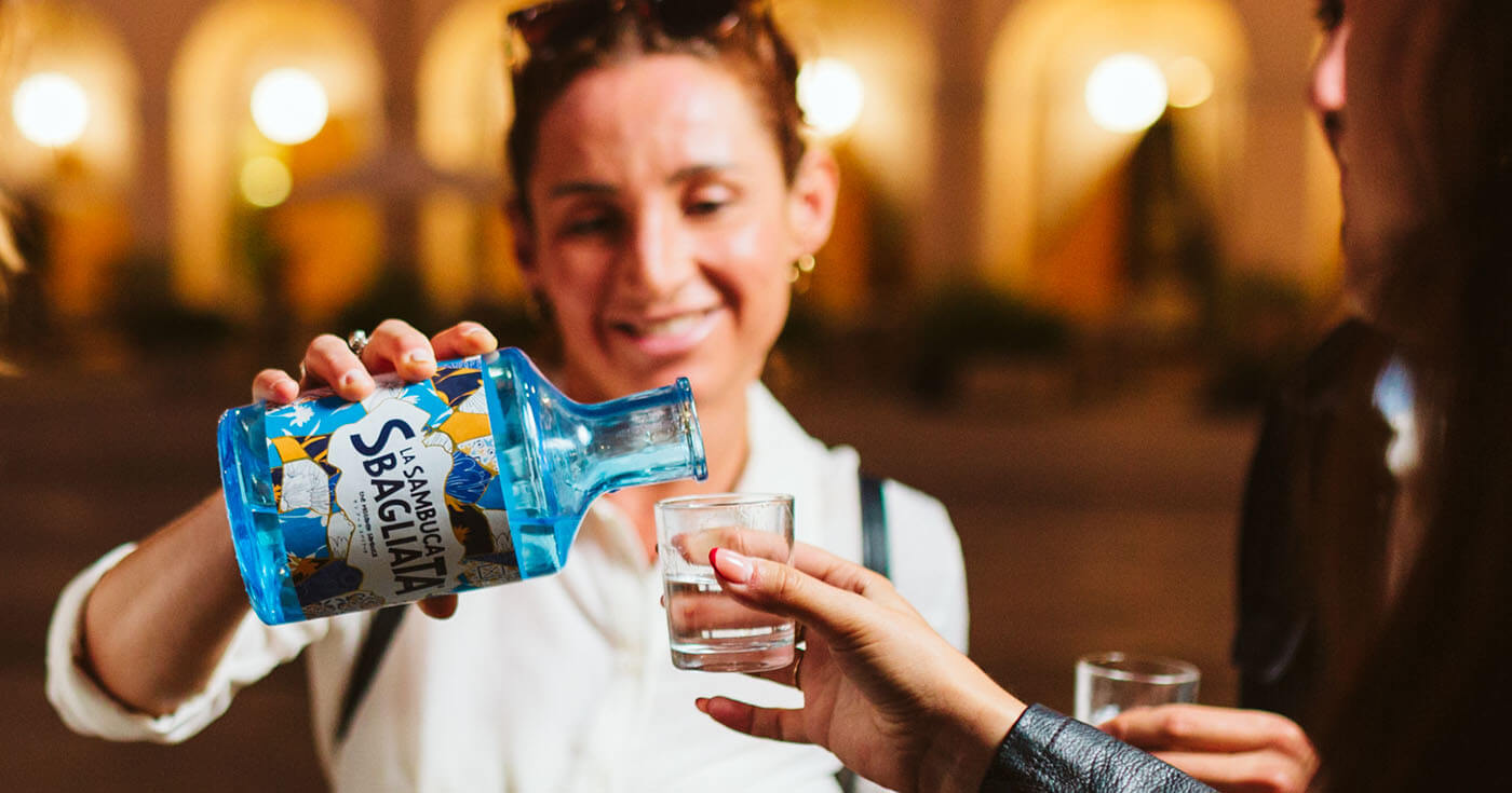 Bad Spirits: The Better Food Solution holt Sambuca und Gin nach Deutschland