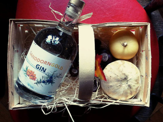 Sanddorn Gold Gin von 'More than just a Drink!' gelauncht Sanddorn Gold Gin von 'More than just a Drink!' gelauncht