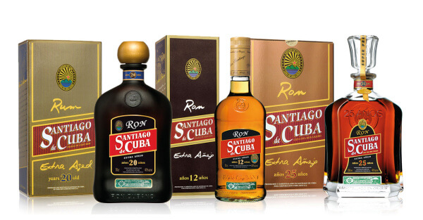 Santiago de Cuba Rum in Geschenkverpackungen zum Jahresende