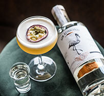 „Pornstar Martini“: Sir Edmond Gin im modernen Cocktailklassiker