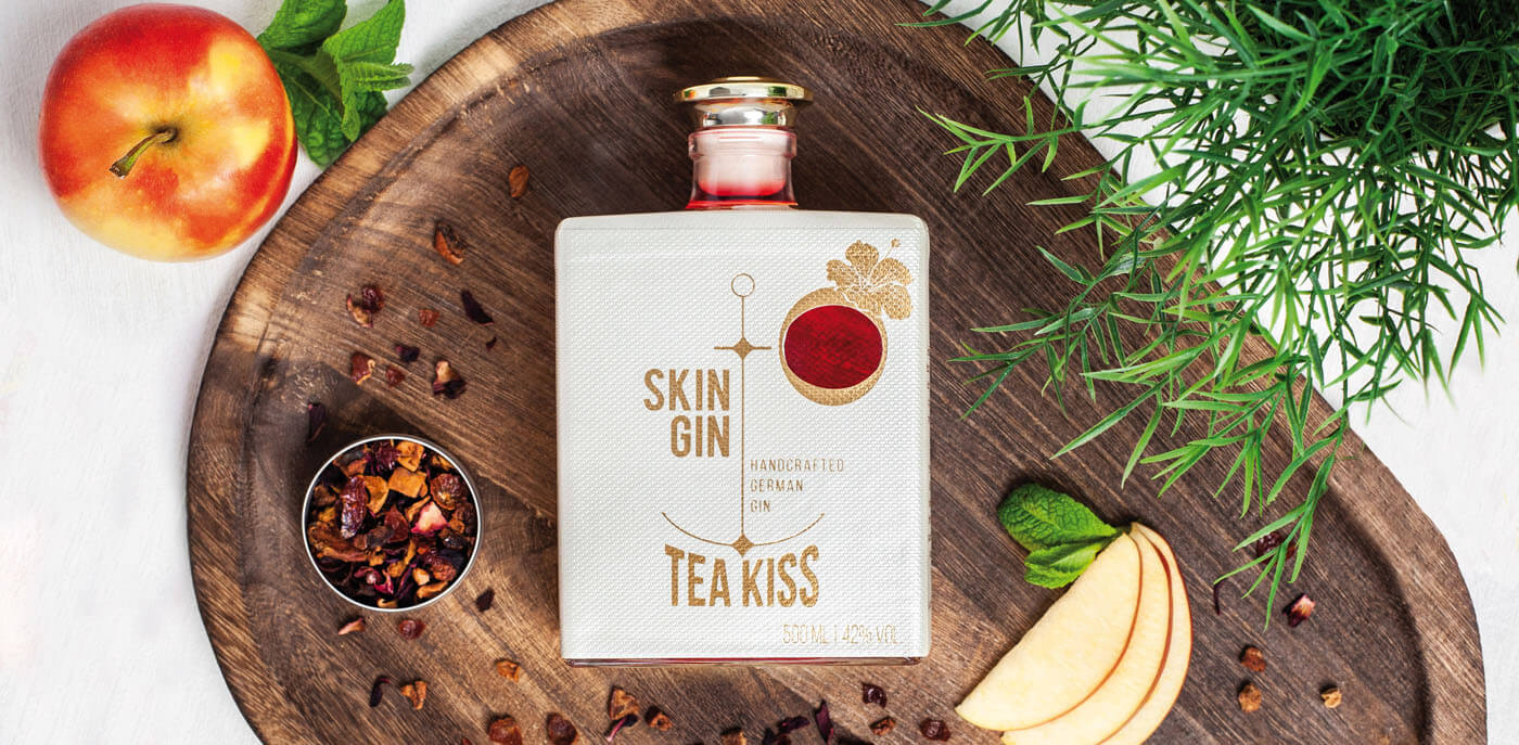 Zusätzlich Früchtetee: Skin Gin mit neuer Tea Kiss Edition