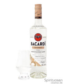 Bacardi Coconut Glas und Flasche