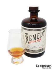 Remedy Spiced Glas und Flasche