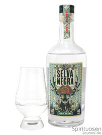 Selva Negra Glas und Flasche