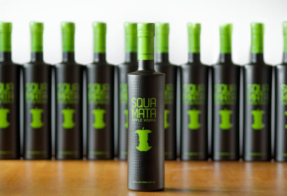 Squamata Apple Vodka mit neuer Optik