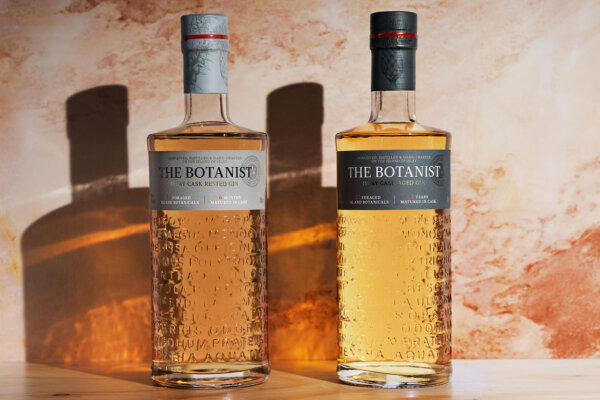 The Botanist Islay Cask Rested Gin und The Botanist Islay Cask Aged Gin