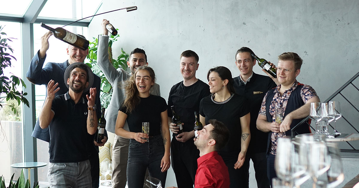 Lokale Aktivitäten: González Byass stellt Tío Pepe Challenge ein