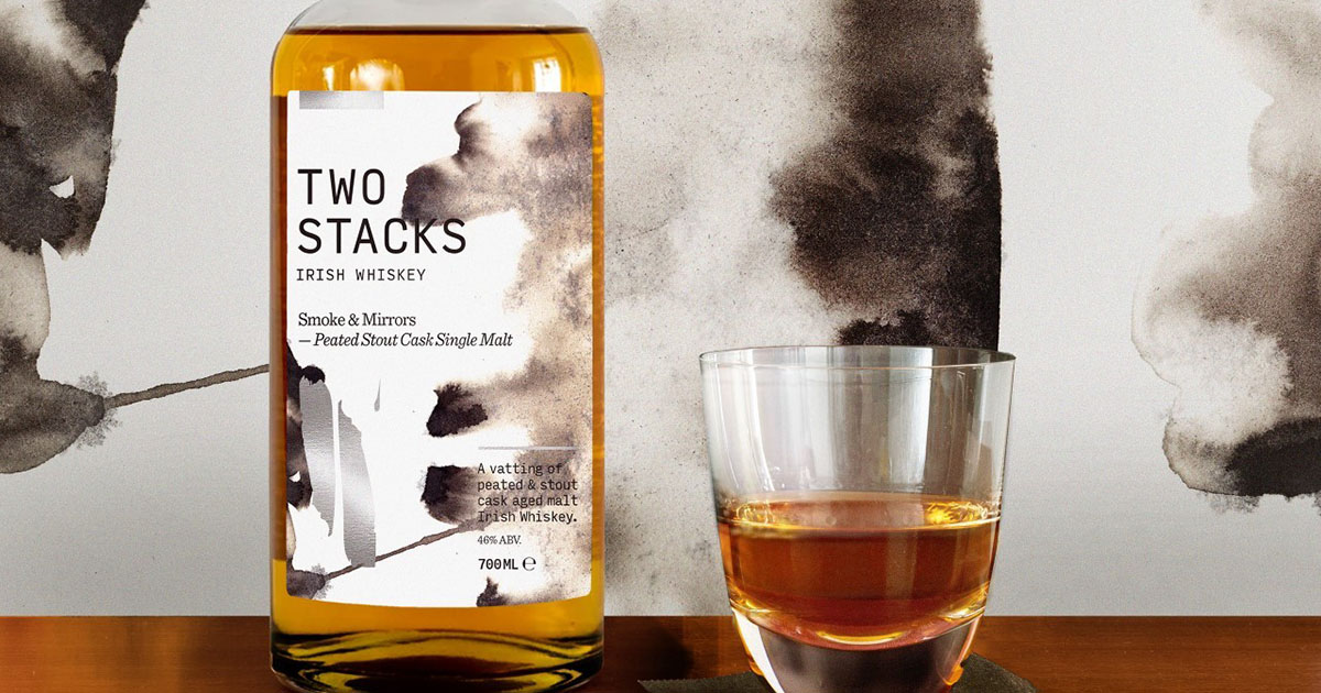 Smoke & Mirrors: Two Stacks launcht Peated Stout Cask Single Malt