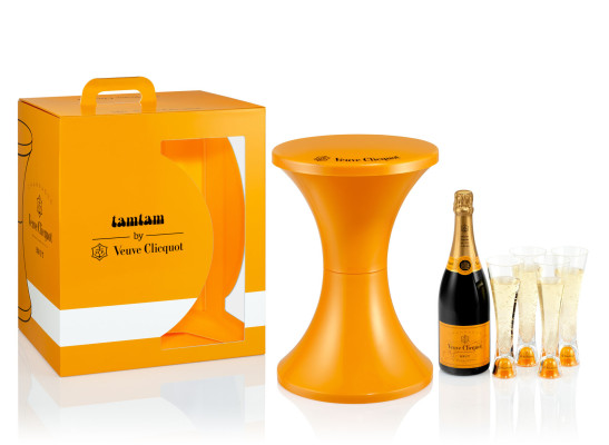 Veuve Clicquot und Branex Design bringen gelben Tam Tam Hocker