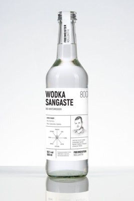 Freimeisterkollektiv präsentiert Wodka Sangaste 800