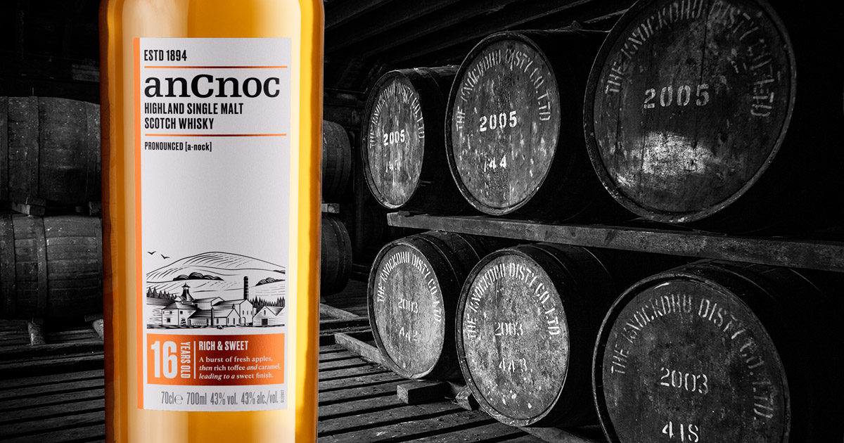 Knockdhu Distillery: anCnoc 16 Jahre erweitert Core Range dauerhaft
