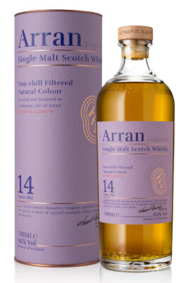 eine Flasche Arran 14 Jahre nebst Geschenkhülle
